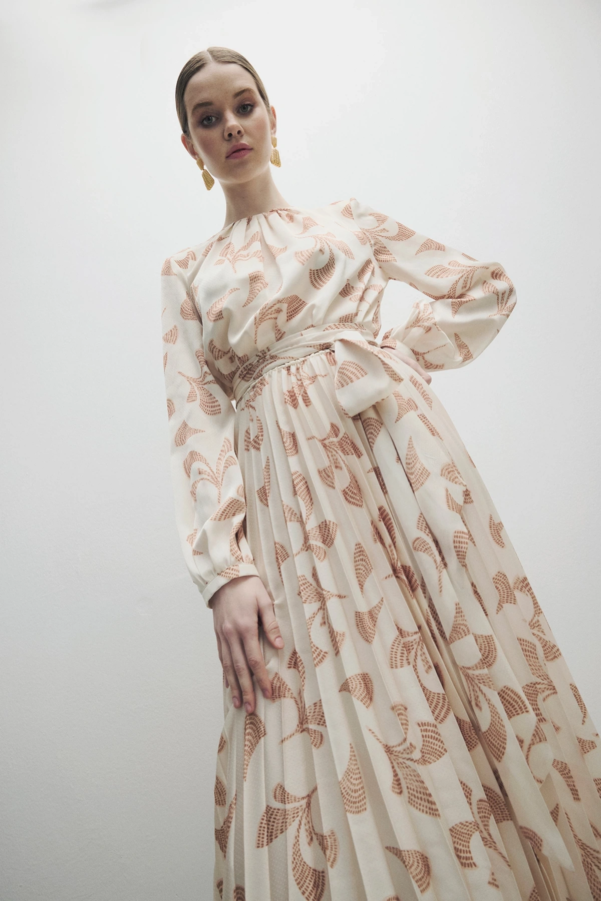 Vivian Dress Ecru/Nude