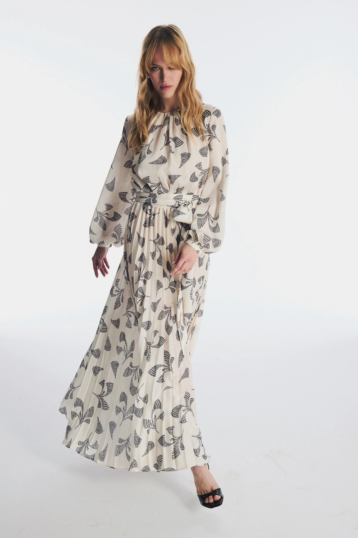 Vivian Elbise Ekru/Siyah