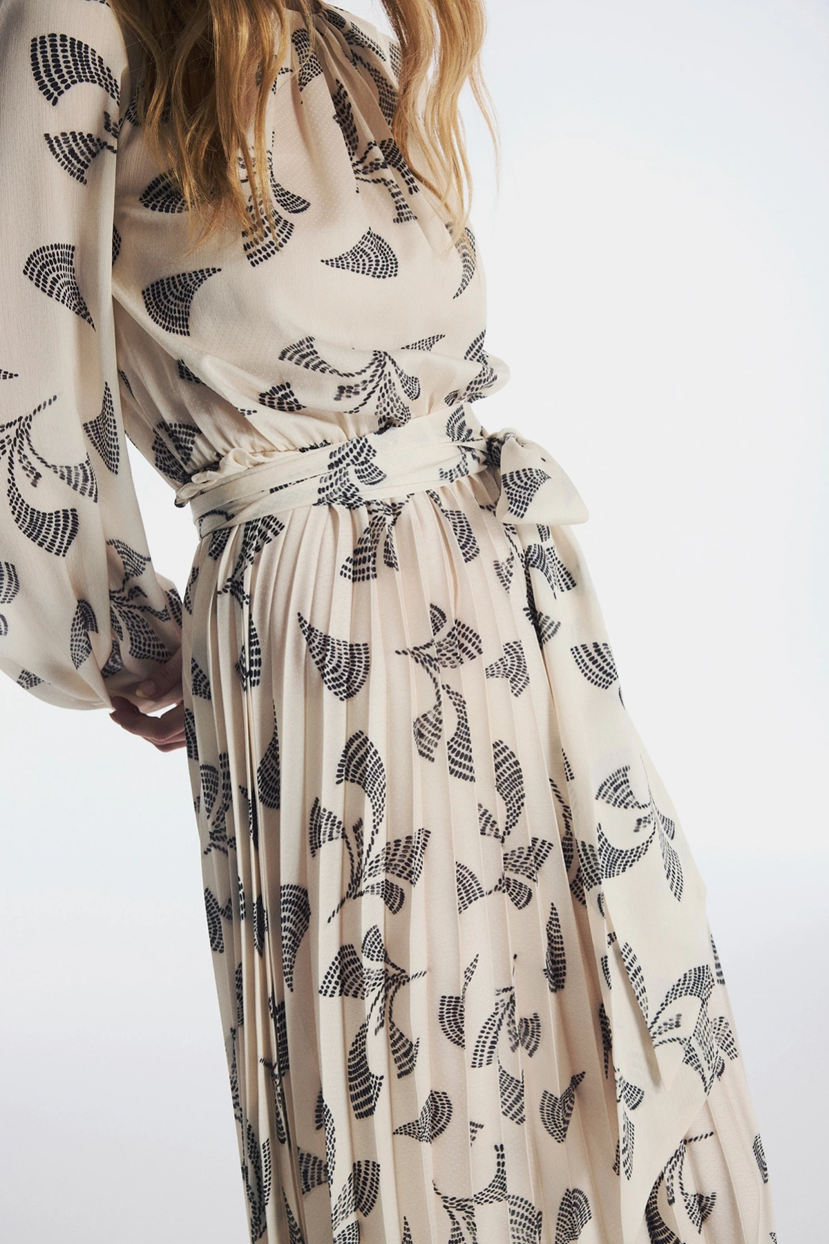 Vivian Elbise Ekru/Siyah