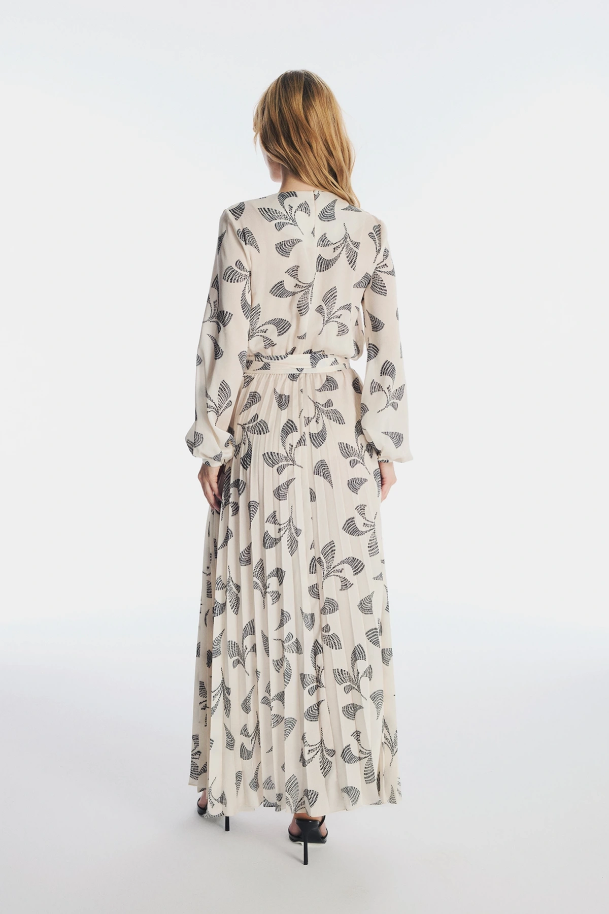 Vivian Elbise Ekru/Siyah