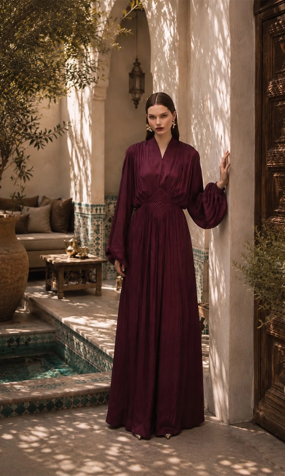 Long lines, delicate movement, and a calm expression of femininity. mobil