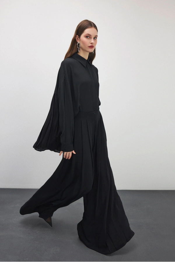 Valen Pileli Pantolon Siyah