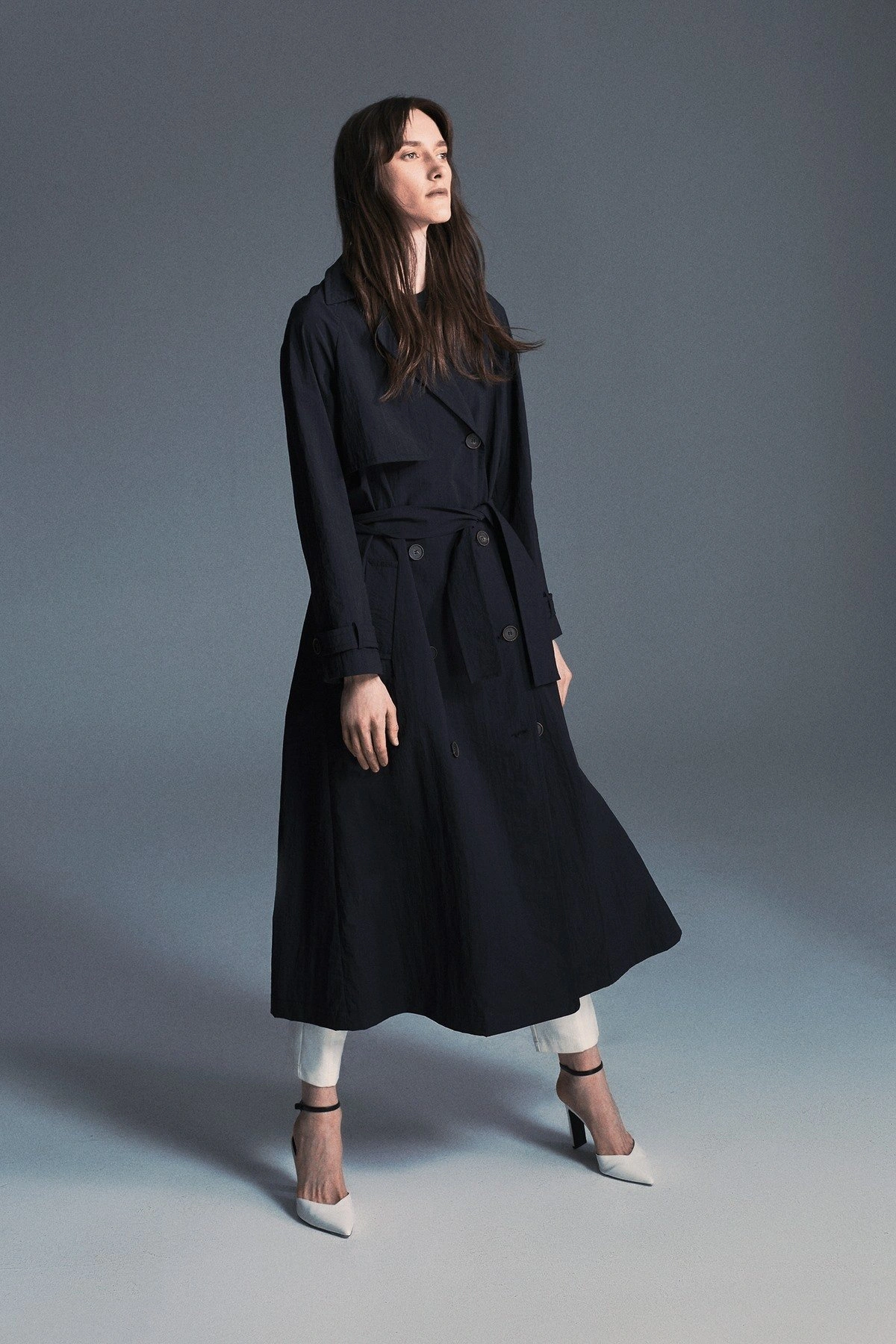 Brandon Kruvaze Kapamalı Trençkot Siyah