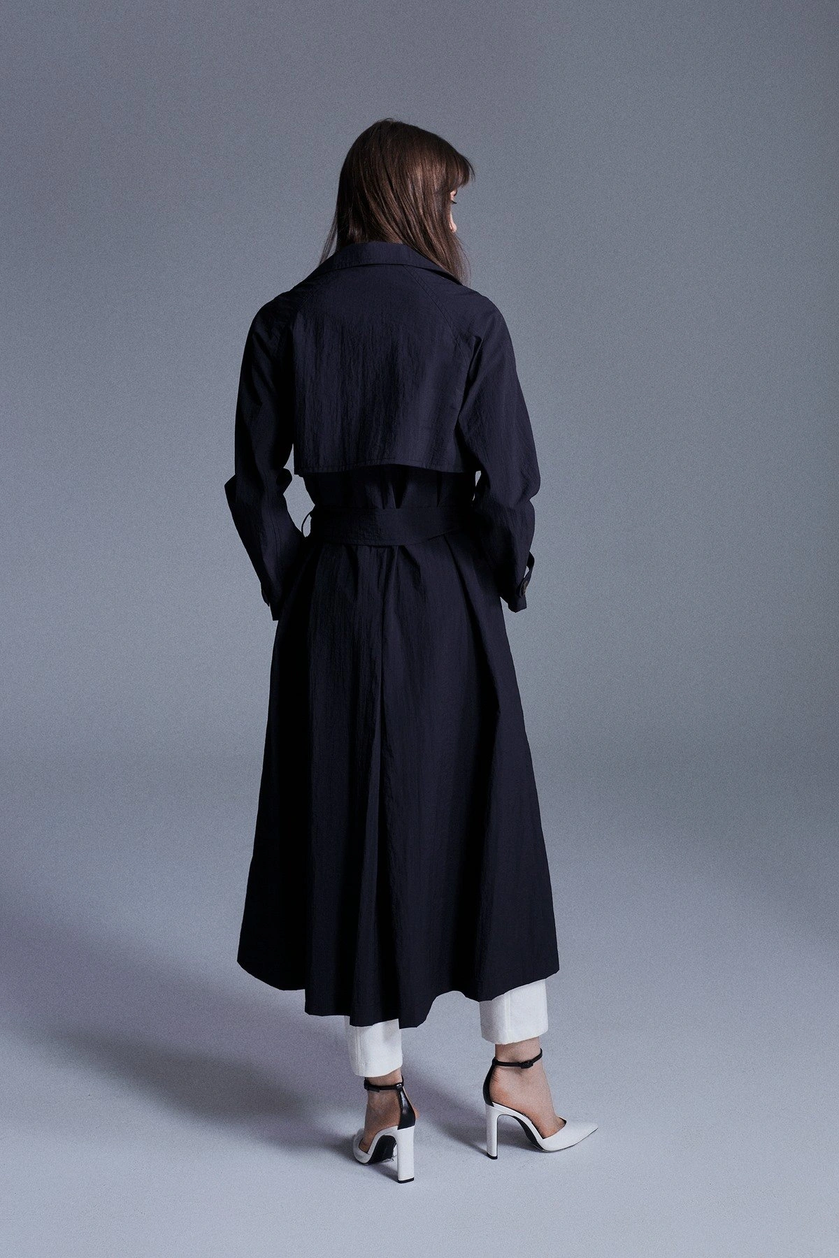 Brandon Kruvaze Kapamalı Trençkot Siyah