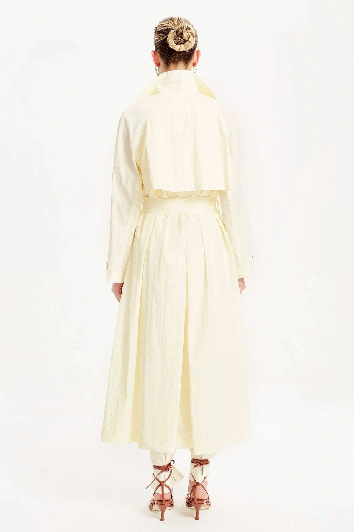 Brandon Kruvaze Kaplamalı Trençkot Ekru