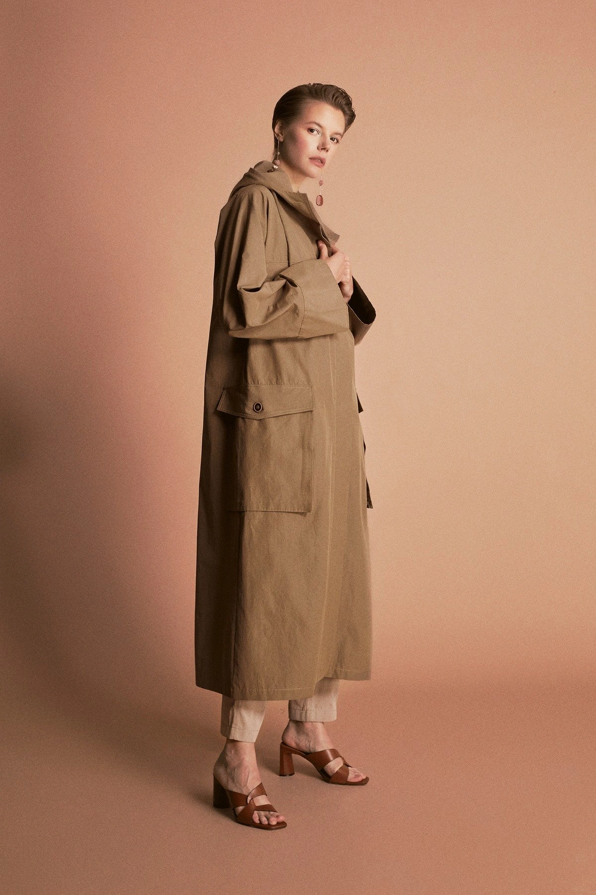 Case Hooded Trench Coat Khaki