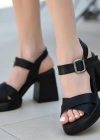 Jaina Siyah Cilt Topuklu Sandalet