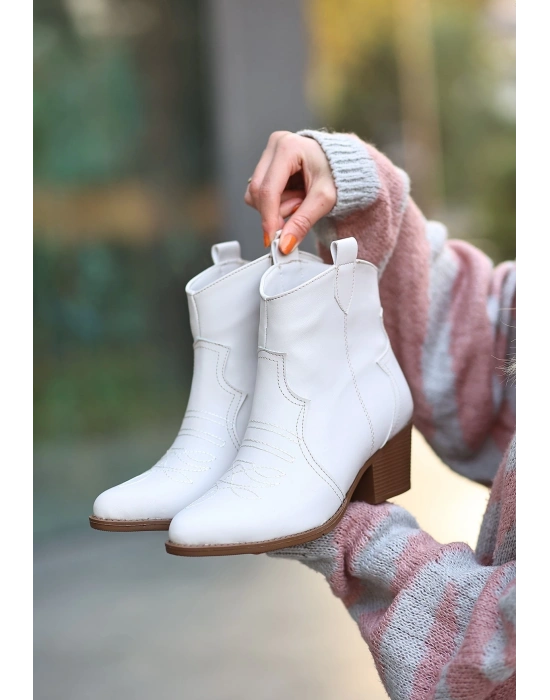 Akver Bej Cilt Topuklu Bot