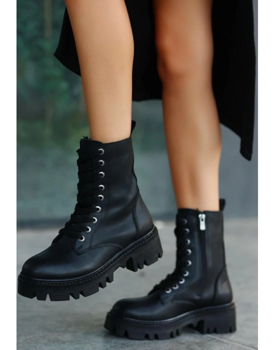 Flona Siyah Cilt Bağcıklı Bot