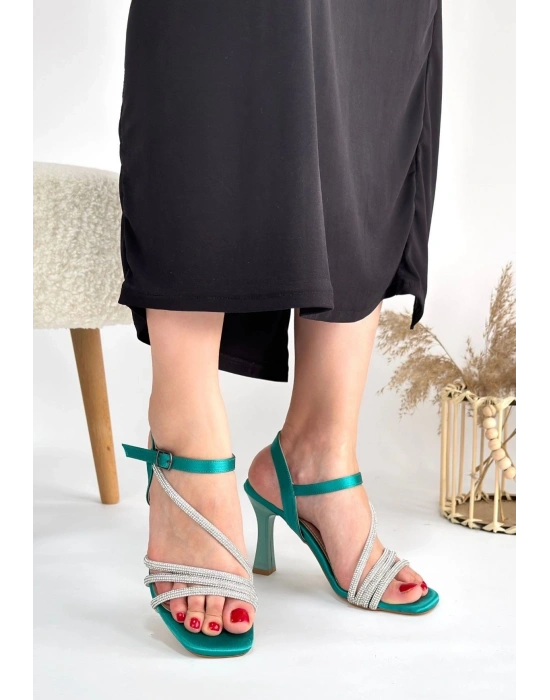Gloria Yeşil Saten Topuklu Ayakkabı