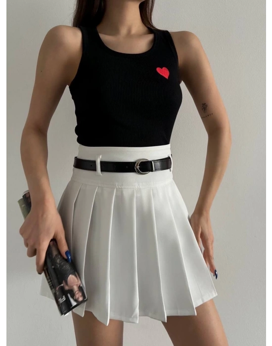 Kalp nakışlı atlet