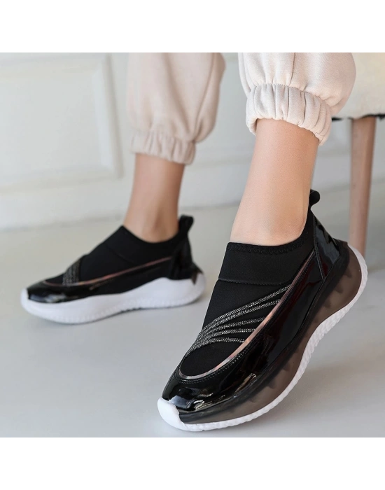 Keita Siyah Rugan Streç Detaylı Spor Ayakkabı