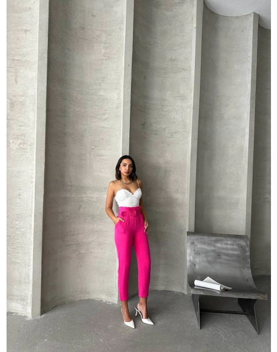 Kemerli havuç pantolon