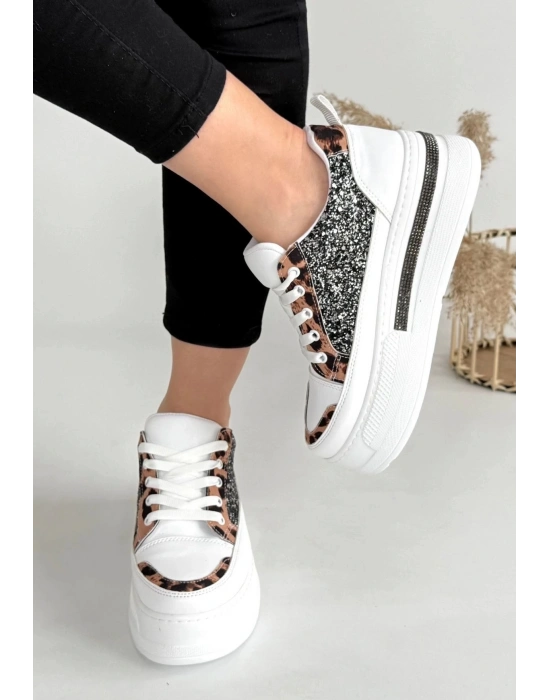 Lawin Beyaz Cilt Siyah Simli Bağcıklı Spor Ayakkabı