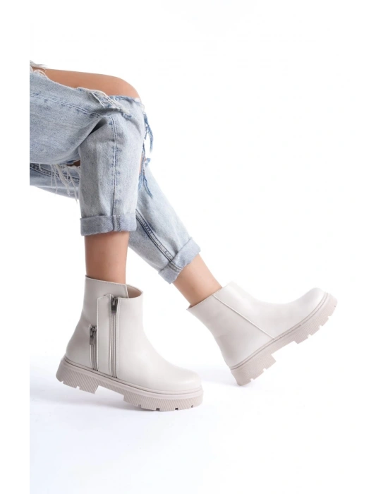 Menta Bej Cilt Fermuar Aksesuarlı Bot