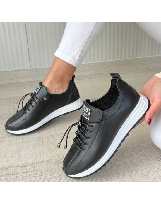 Monya Siyah Cilt Bağcıklı Spor Ayakkabı