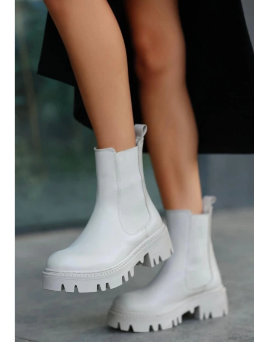 Ninle Bej Cilt Topuklu Bot