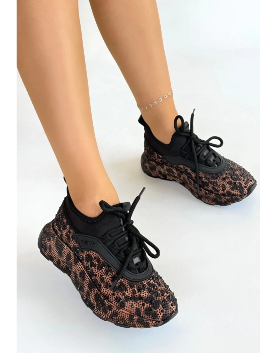 Rimay Kahverengi Cilt Boncuk İşlemeli Spor Ayakkabı