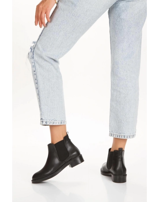 Seend Siyah Cilt Topuklu Bot