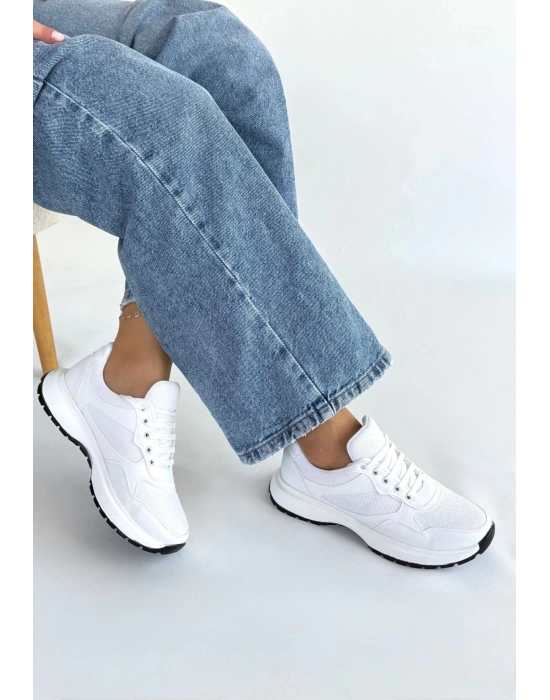 Slar Beyaz Cilt Bağcıklı Spor Ayakkabı