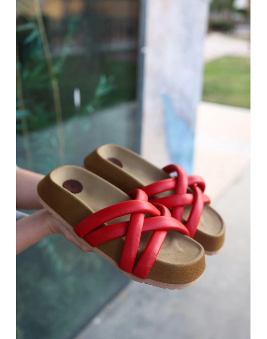 Tenda Kırmızı Cilt Terlik