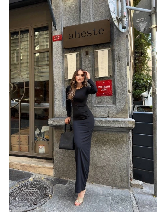 Uzun kollu uzun elbise