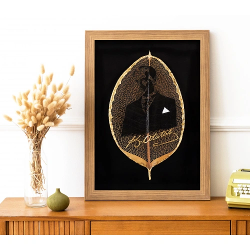 Mustafa Kemal Atatürk Portresi Yaprak Sanatı 17x33 cm