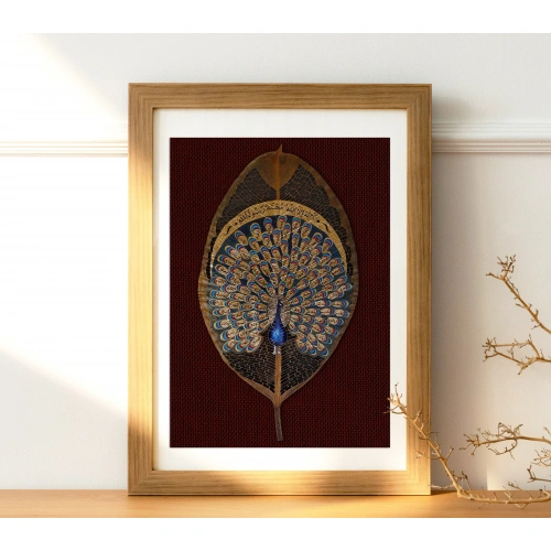 Tavus Kuşu Formunda Esma Ül Hüsna Yaprak Oyma Sanatı 34x46 cm