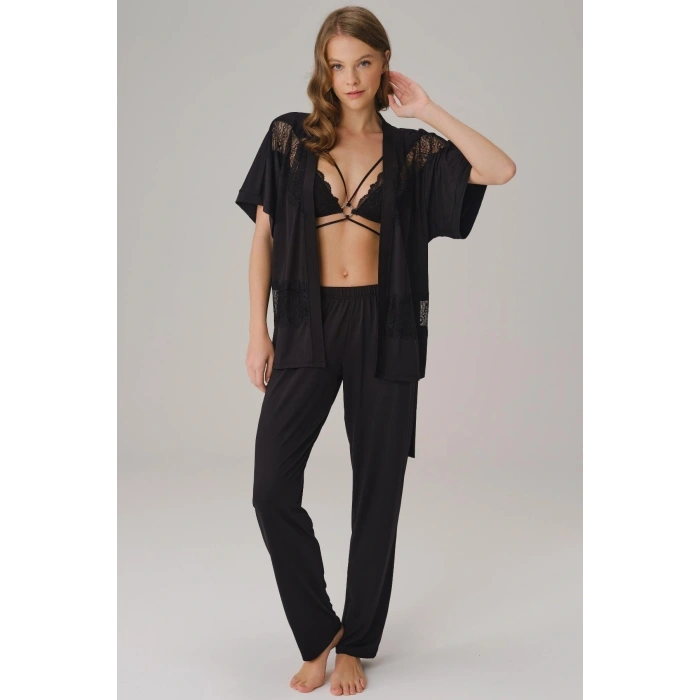 Arias Closet İp Askılı V Yaka Düz Yazlık Uzun Dantel Detaylı Pijama Takımı Sabahlık