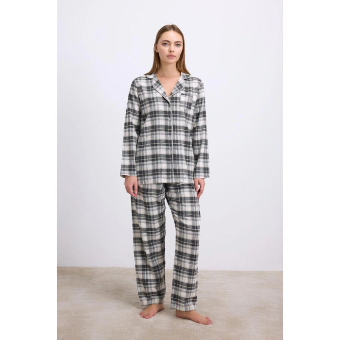 Arias Closet Kareli Flanel Görünümlü Uzun Kollu 2li Pijama Takımı