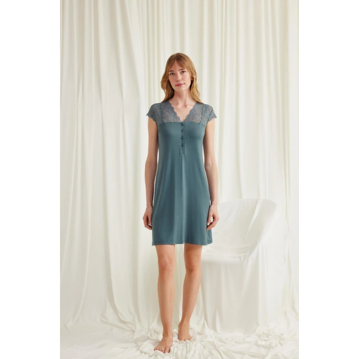 Arias Closet Kolu Omzu ve Yakası Dantelli Önü Düğmeli Gecelik