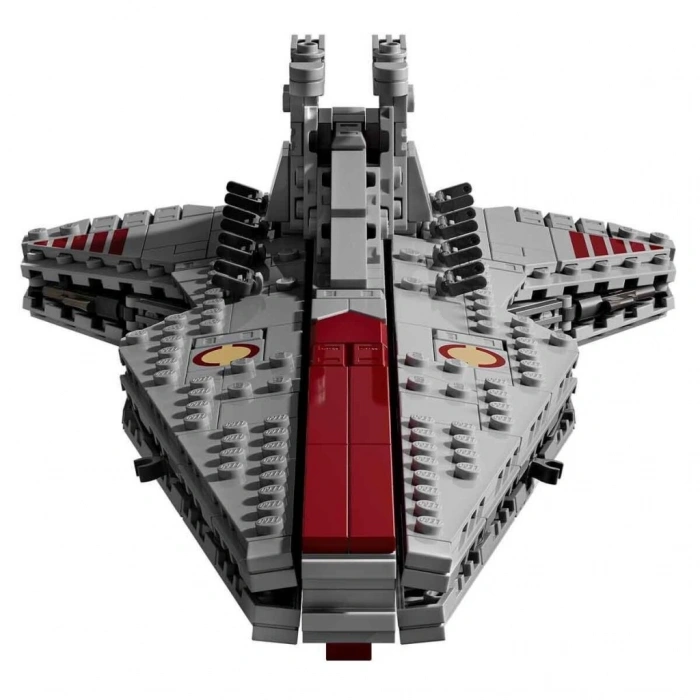 CEYLAN ADAM 75441  Venator-Cl Attack Cruiser 643 parça +18 yaş