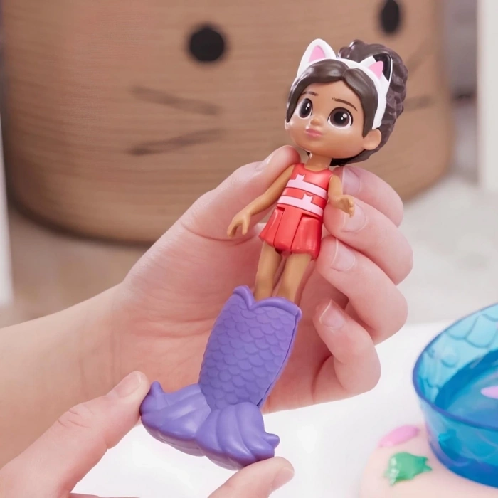 CEYLAN ADAM   Gabbys Doll House Gabby ve Süslü Kedi