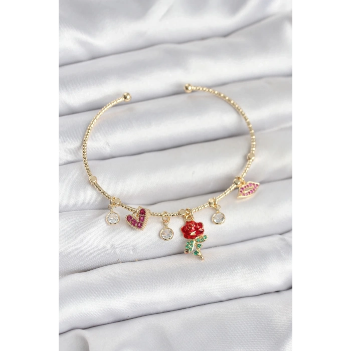 CEYLAN ADAM Gül Charmlı Gold Renk Pirinç Kadın Bileklik