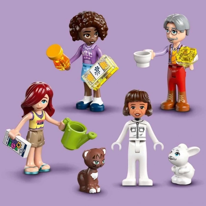 CEYLAN ADAM  LEGO Friends Arıcıların Evi ve Çiçek Bahçesi 42669