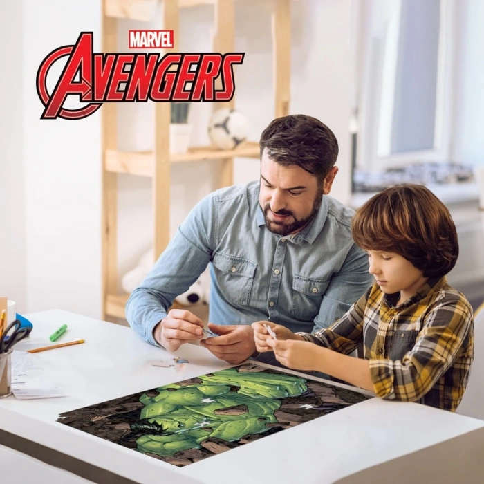 CEYLAN ADAM The Hulk 300 Parça Puzzle 35583 - Metal Kutu