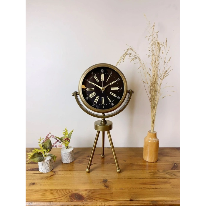 Mey İthalat® Eskitme Metal Mini Tripod Zarif Masa Saati 45×26 cm
