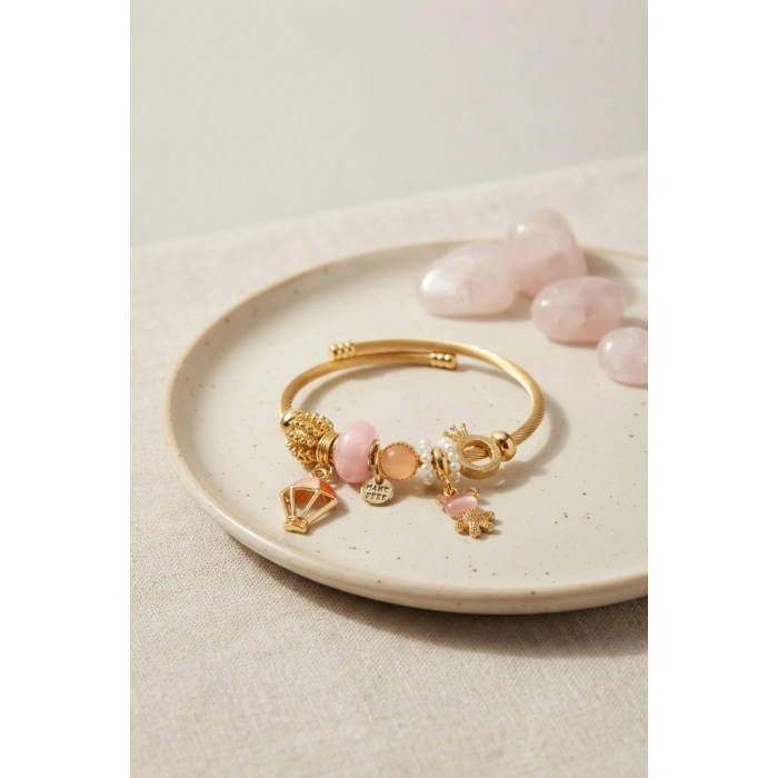 Mey İthalat® Pembe Uçan Model Charmlı Gold Renk Bileklik
