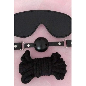 Arias Closet Gözlük Ağız Topu İp Üçlü Deri Harness Set