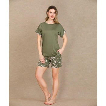 Arias Closet Şık Tasarım Çiçek Desenli Yeşil Şortlu Kısa Kol Viskon Pijama Takımı