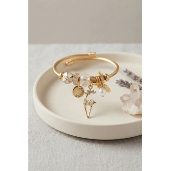 Mey İthalat® Geyik Model Gold Renk Beyaz Charmlı Bileklik