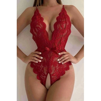 Arias Closet Kırmızı Özel Bölgesi Açık Fiyonklu Dantel Fantezi Body