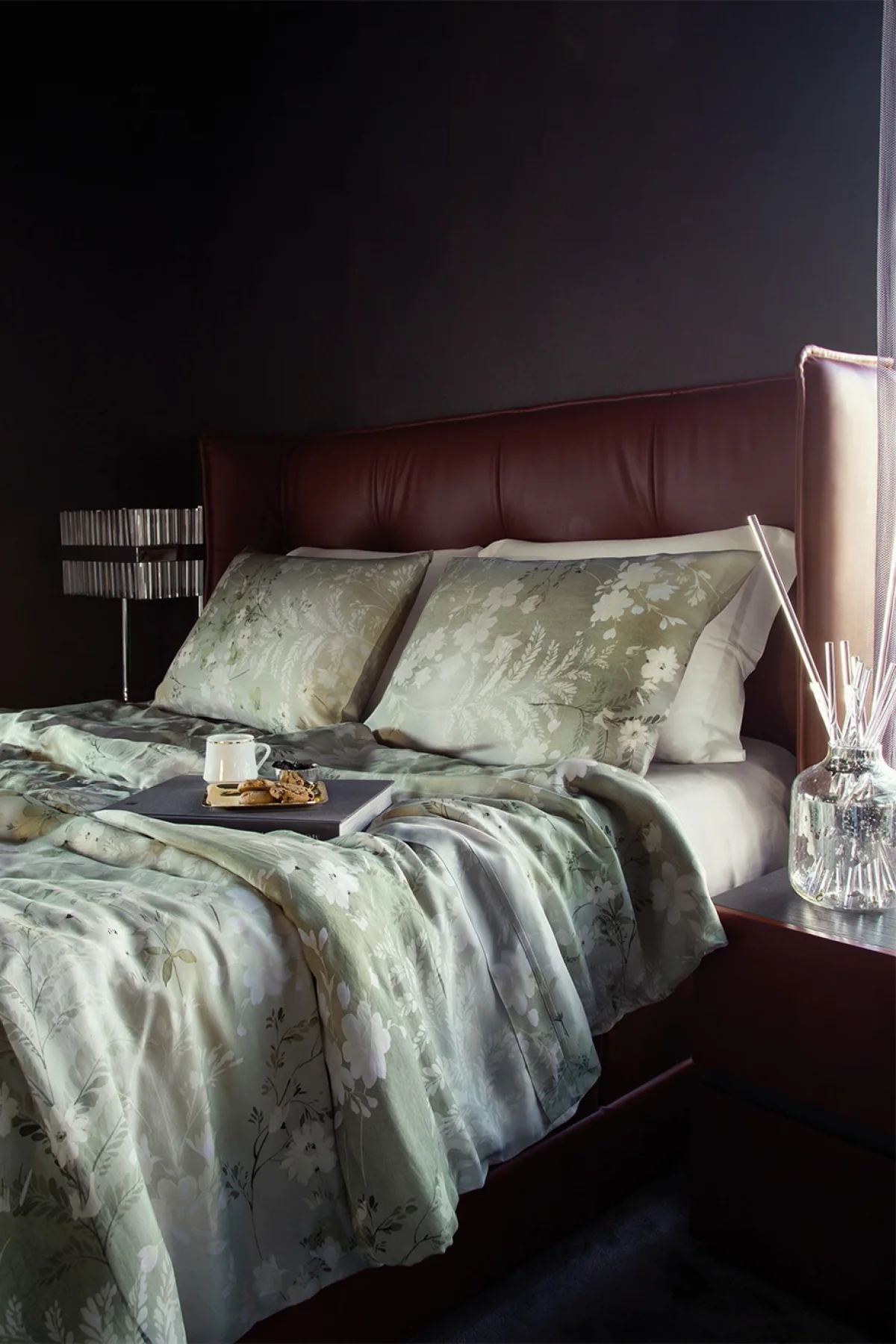 Kaia Dijital Baskılı Vegan İpek Nevresim Takımı Çift Kişilik