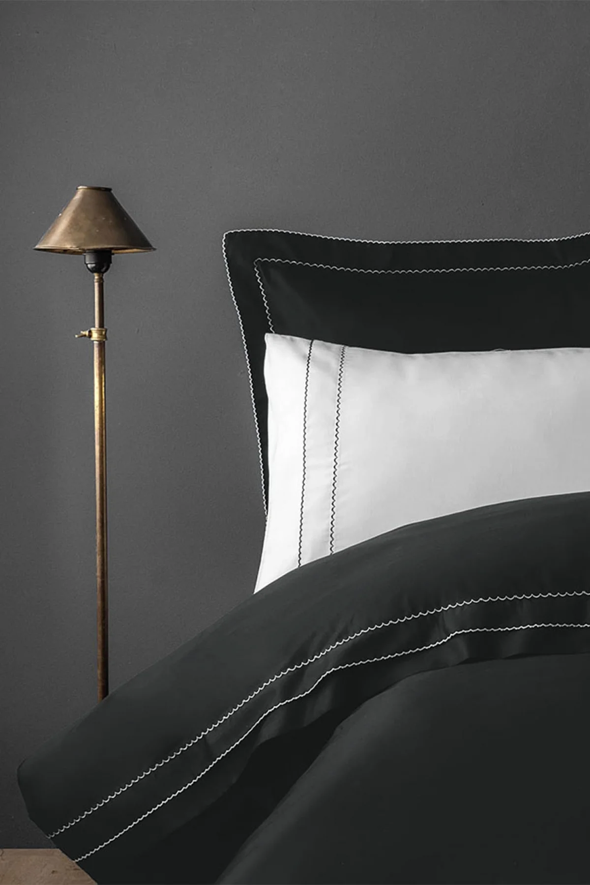 Magnolia Dark Toned Craft 300 TC (120 Tel) Pamuk Saten Nevresim Takımı Çift Kişilik