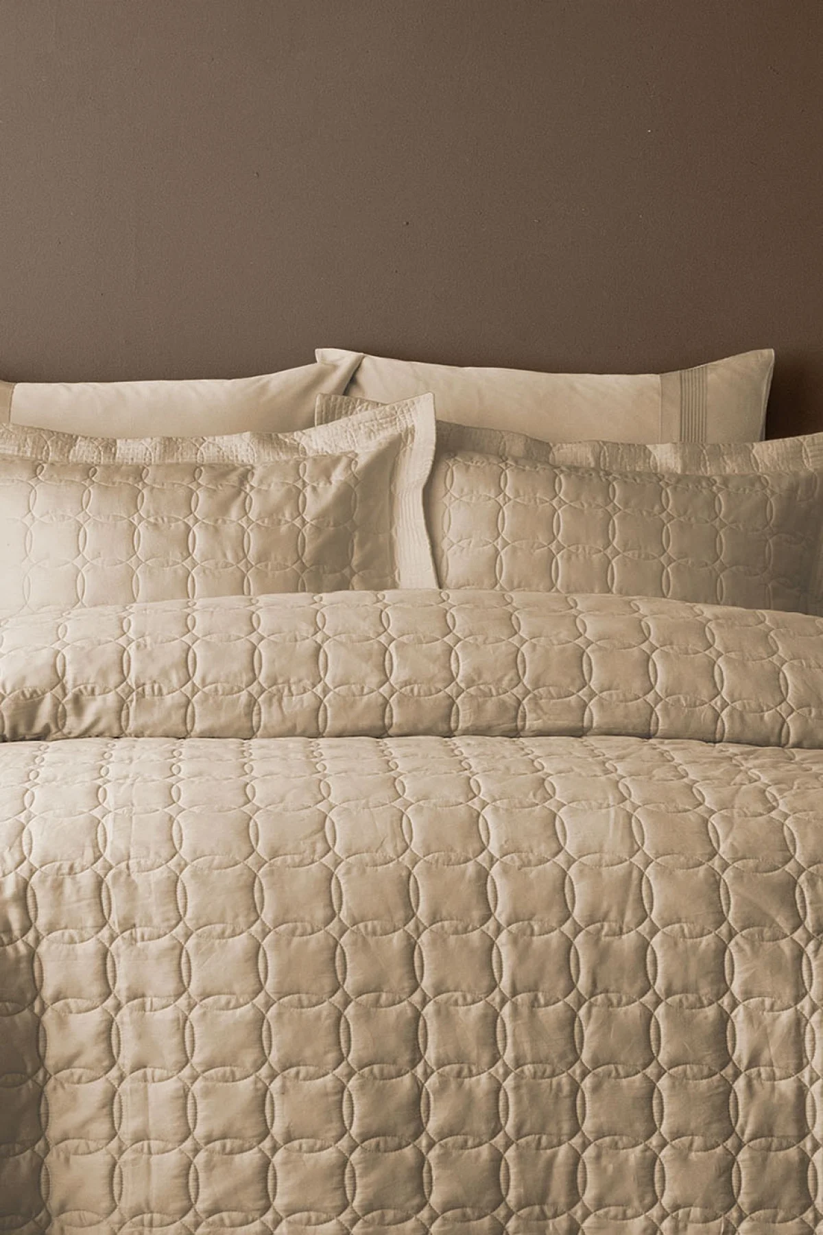 Canello Beige Toned Craft 210 TC (82 Tel) Pamuk Saten Yatak Örtüsü Çift Kişilik