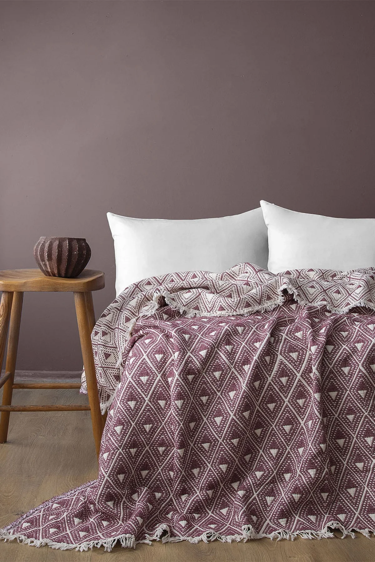 Levone Burgundy Müslin Çift Kişilik Yatak Örtüsü (220*240 cm)