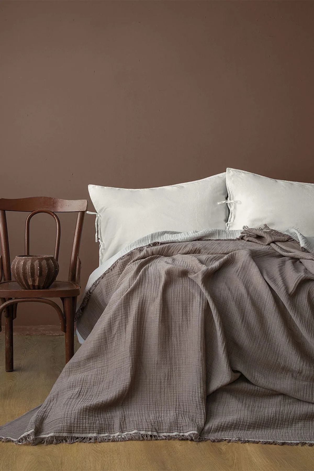 Lotus Brown Müslin Çift Kişilik Yatak Örtüsü (230*250 cm)