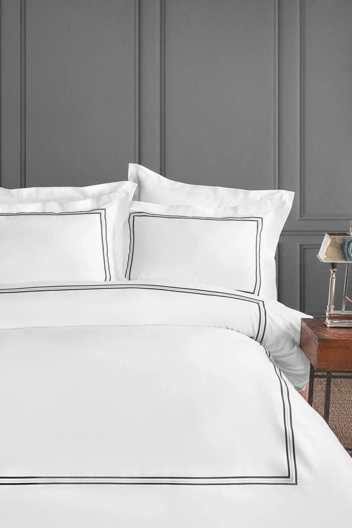 Boulevard 300 TC (120 Tel) Pamuk Saten Nevresim Takımı Çift Kişilik