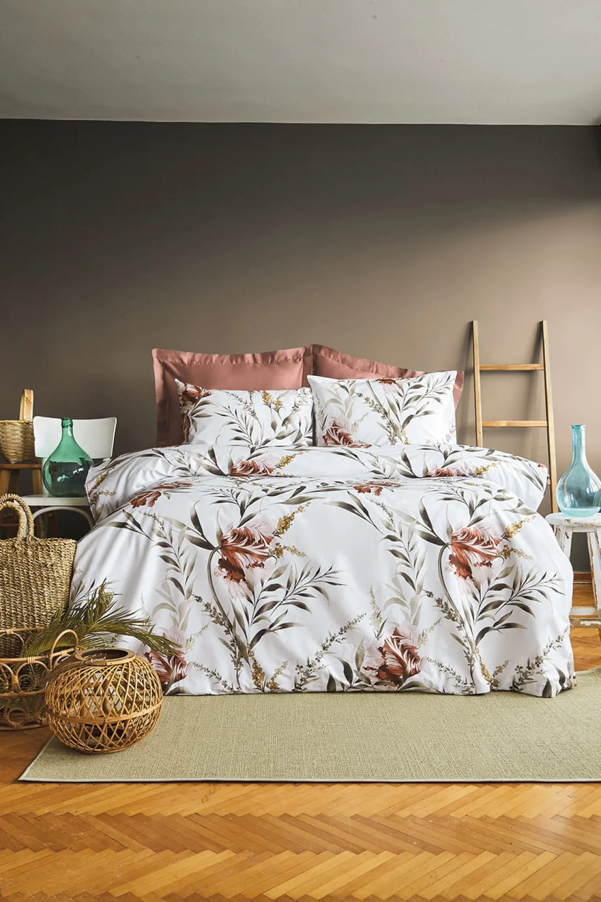 Fiji Pink 145 TC (57 Tel) Pamuk Ranforce Nevresim Takımı Aile Seti