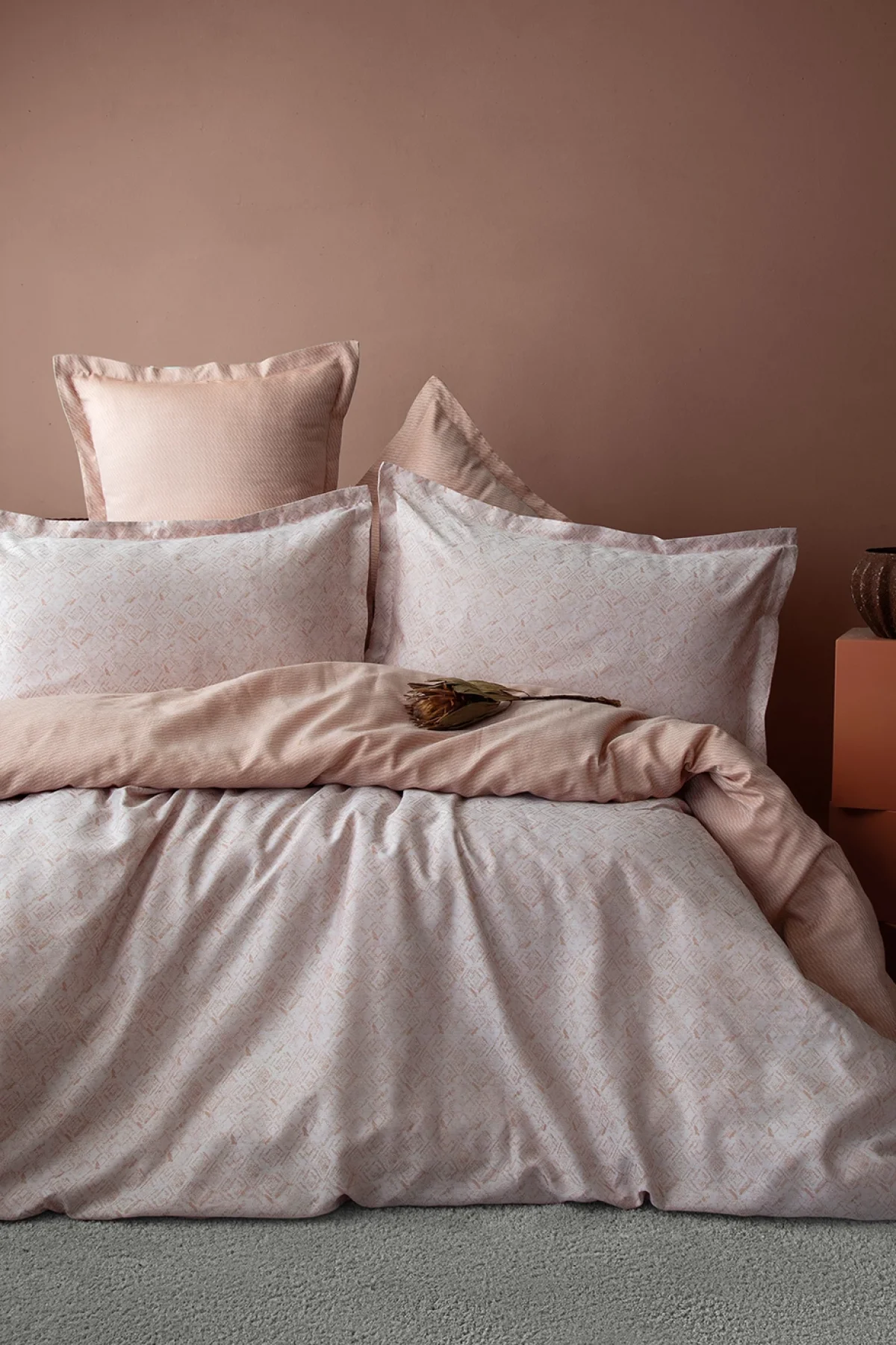 Fondane %35 TENCEL™ Lyocell %65 Pamuk İpliği Boyalı Jakarlı Nevresim Takımı King Size